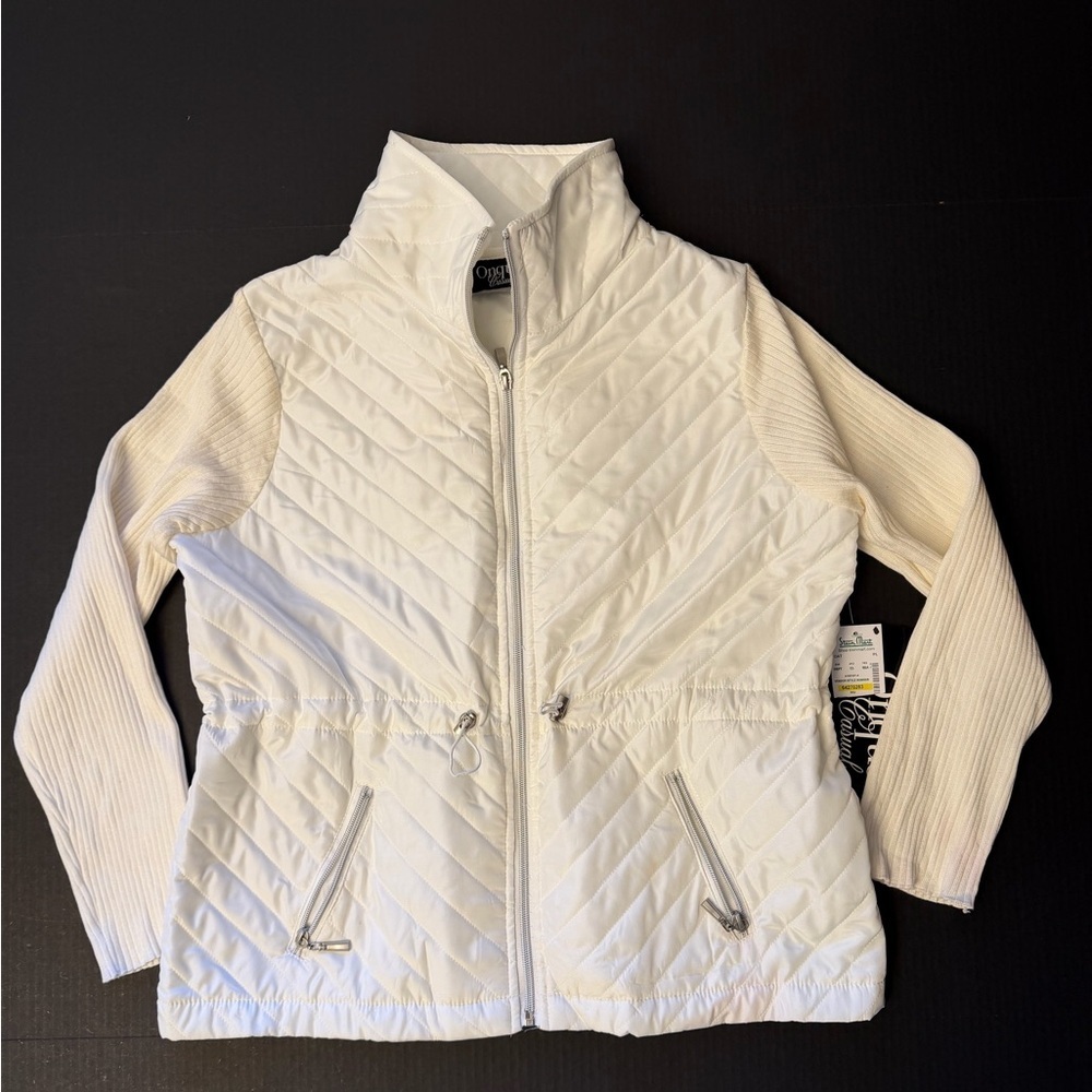 Onque‎ Casuals White Quilted Jacket with sweater sleeves NWT. Sz-PL. DD18